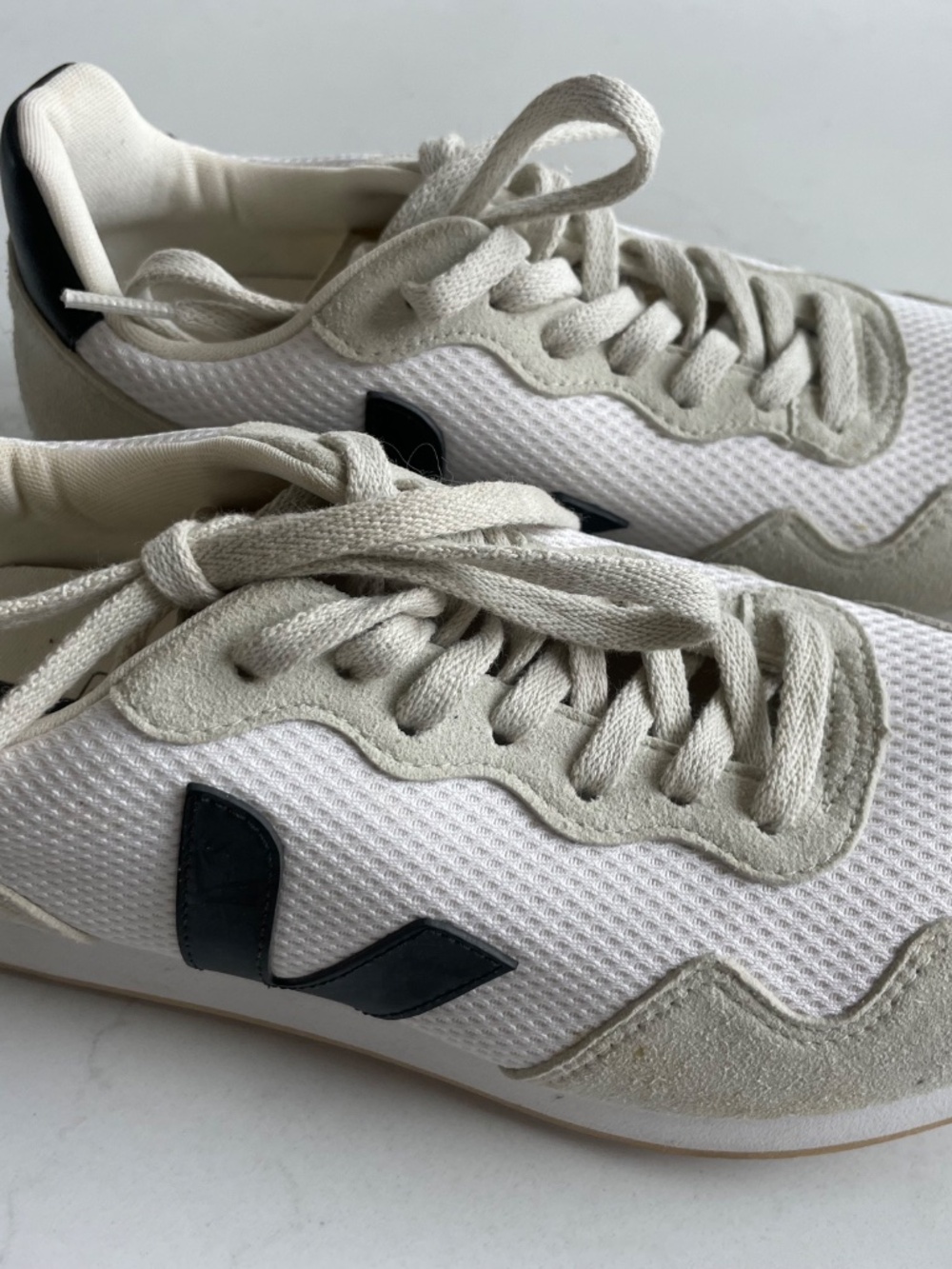 VEJA SDU REC Alveomesh White Black Natural Vegan Sneakers 40 / US 9